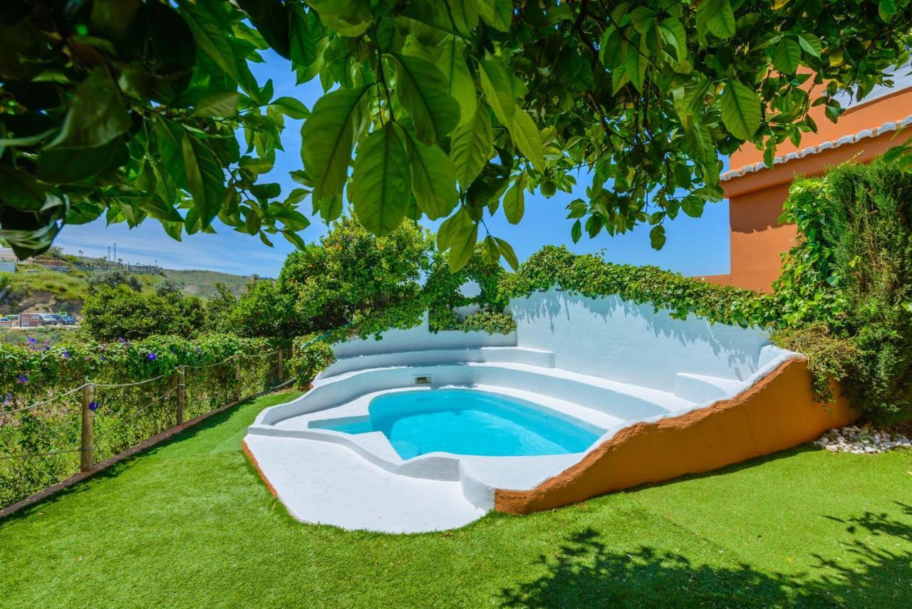 Holiday Home El Pilarillo Piscina Compartida Alcaucín エクステリア 写真