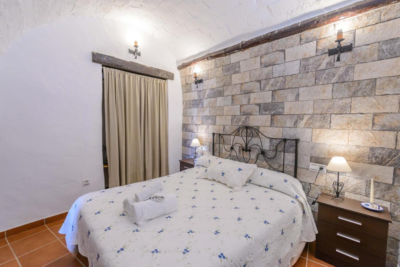 Holiday Home El Pilarillo Piscina Compartida Alcaucín エクステリア 写真