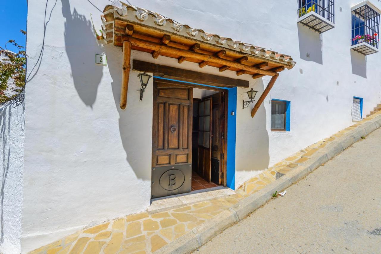 Holiday Home El Pilarillo Piscina Compartida Alcaucín エクステリア 写真