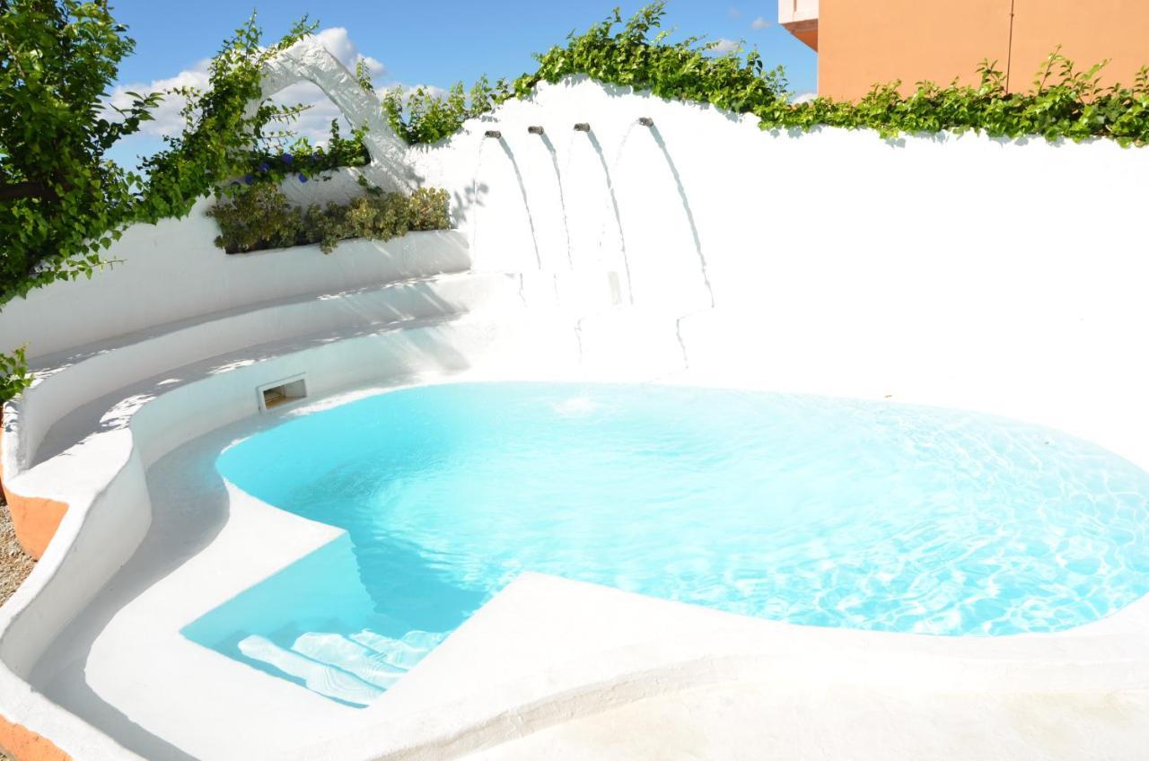 Holiday Home El Pilarillo Piscina Compartida Alcaucín エクステリア 写真