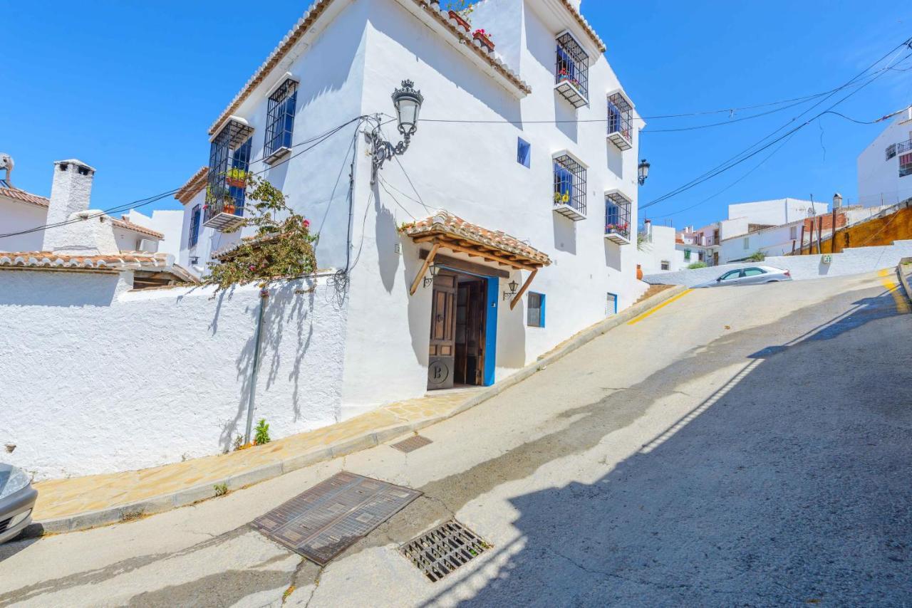 Holiday Home El Pilarillo Piscina Compartida Alcaucín エクステリア 写真